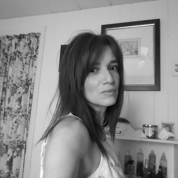 Meet your Posher, Maddie - Picture 3 of 7